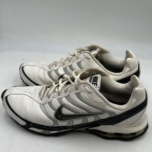 Nike Reax Run 3 Shoes Womens Size 11 White Leather Mesh Lace Up Low Top Sneakers